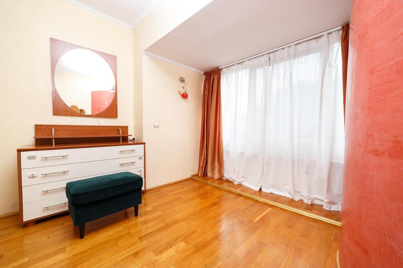 Color Apartments Unirii 14 Blv Bukares Bagian luar foto